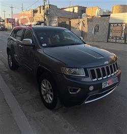 جیپ گراند شیرۆکی